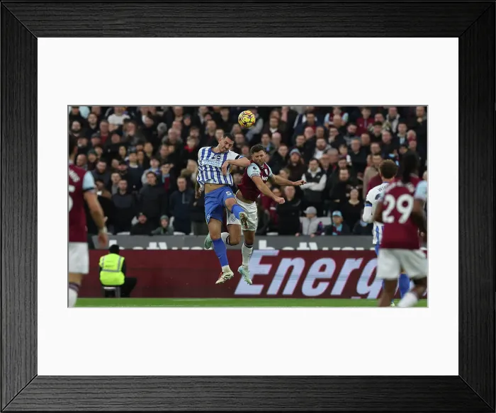 Framed Print : West Ham United v Brighton and Hove Albion Premier League 21DEC24 Framed Print : West Ham United v Brighton and Hove Albion Premier League 21DEC24