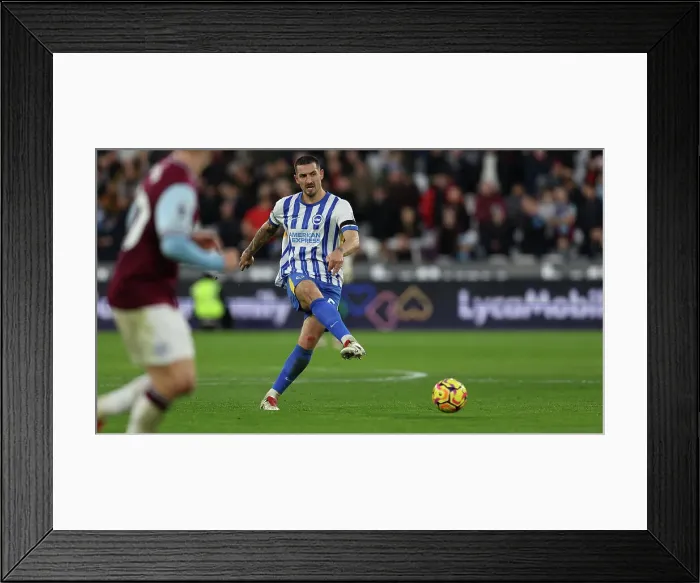 Framed Print : West Ham United v Brighton and Hove Albion Premier League 21DEC24 Framed Print : West Ham United v Brighton and Hove Albion Premier League 21DEC24