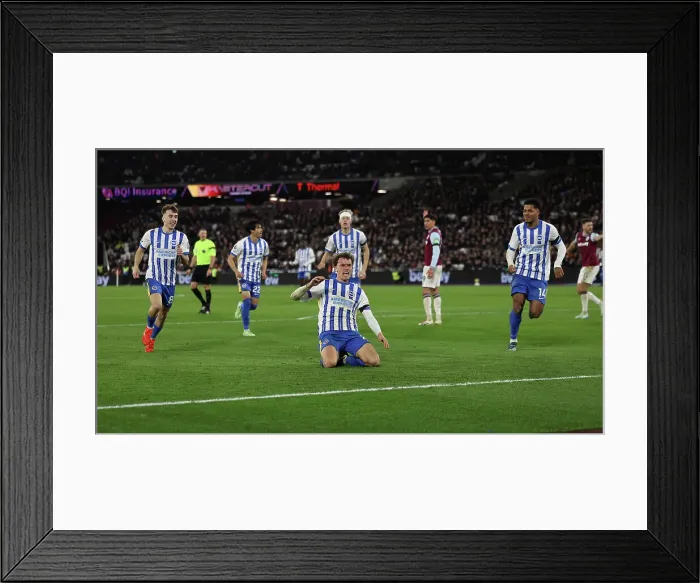 Framed Print : West Ham United v Brighton and Hove Albion Premier League 21DEC24 Framed Print : West Ham United v Brighton and Hove Albion Premier League 21DEC24