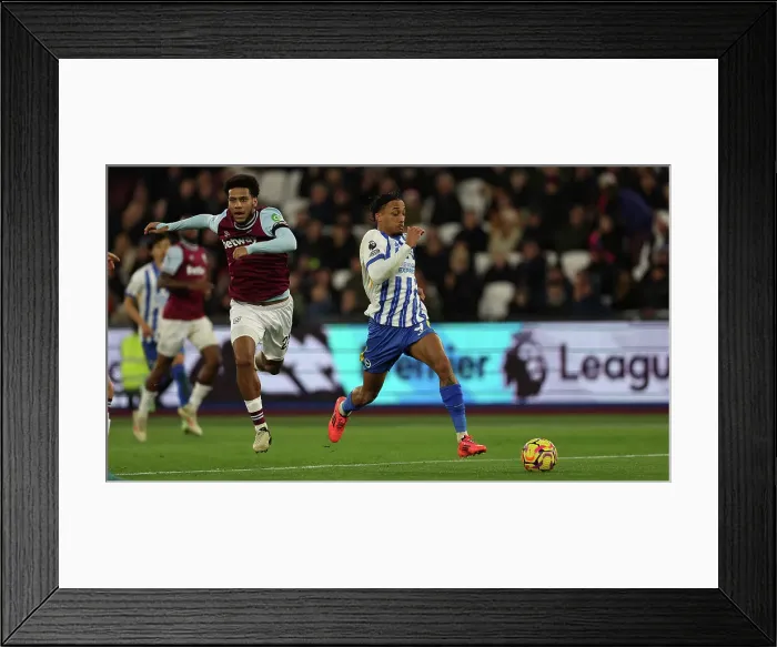 Framed Print : West Ham United v Brighton and Hove Albion Premier League 21DEC24 Framed Print : West Ham United v Brighton and Hove Albion Premier League 21DEC24