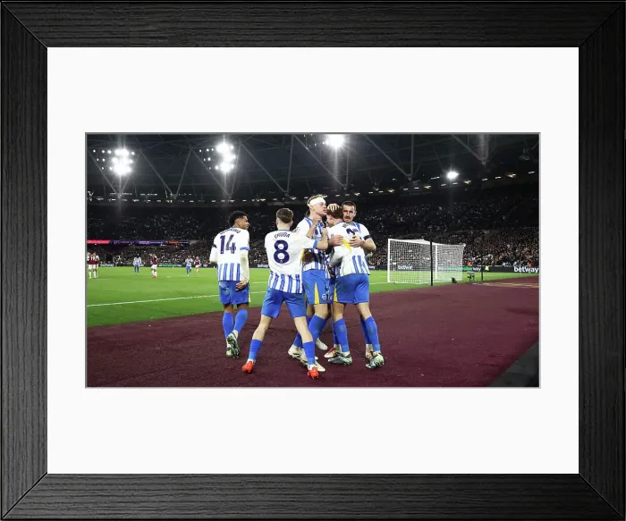 Framed Print : West Ham United v Brighton and Hove Albion Premier League 21DEC24 Framed Print : West Ham United v Brighton and Hove Albion Premier League 21DEC24