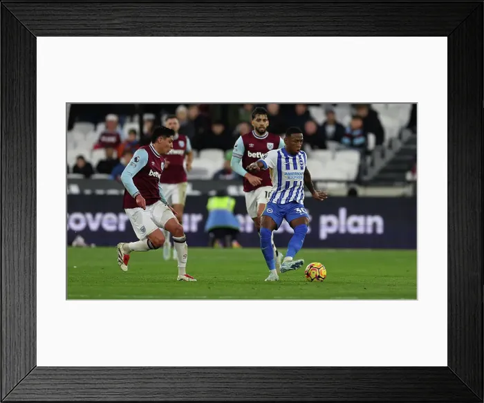 Framed Print : West Ham United v Brighton and Hove Albion Premier League 21DEC24 Framed Print : West Ham United v Brighton and Hove Albion Premier League 21DEC24