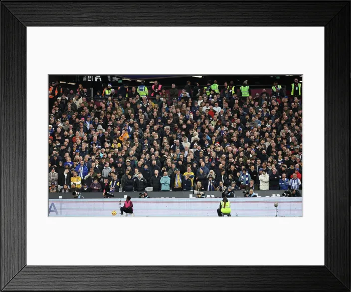 Framed Print : West Ham United v Brighton and Hove Albion Premier League 21DEC24 Framed Print : West Ham United v Brighton and Hove Albion Premier League 21DEC24