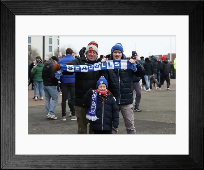 Framed Print : Manchester United v Brighton and Hove Albion Premier League 19JAN25 Framed Print : Manchester United v Brighton and Hove Albion Premier League 19JAN25