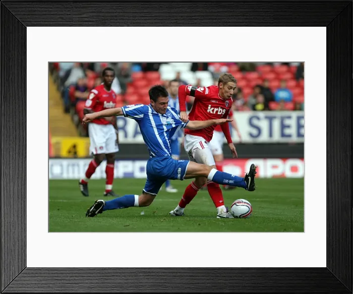 Framed Print : Brighton & Hove Albion Away at Charlton Athletic: 2010-11 Season Framed Print : Brighton & Hove Albion Away at Charlton Athletic: 2010-11 Season