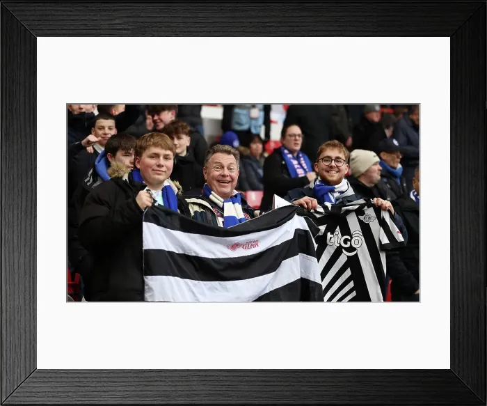 Framed Print : Nottingham Forest v Brighton and Hove Albion Premier League 01FEB25 Framed Print : Nottingham Forest v Brighton and Hove Albion Premier League 01FEB25