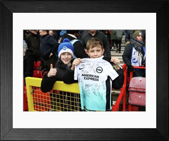 Framed Print : Nottingham Forest v Brighton and Hove Albion Premier League 01FEB25 Framed Print : Nottingham Forest v Brighton and Hove Albion Premier League 01FEB25