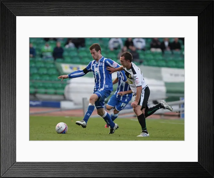 Framed Print : Brighton & Hove Albion vs. Yeovil Town: 2010-11 Home Season Framed Print : Brighton & Hove Albion vs. Yeovil Town: 2010-11 Home Season