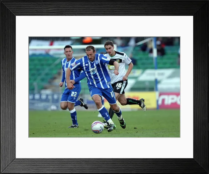 Framed Print : Brighton & Hove Albion vs. Yeovil Town: 2010-11 Home Season Framed Print : Brighton & Hove Albion vs. Yeovil Town: 2010-11 Home Season