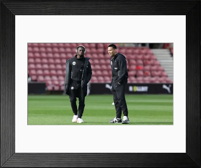Framed Print : Southampton and Brighton and Hove Albion Premier League 22FEB25 Framed Print : Southampton and Brighton and Hove Albion Premier League 22FEB25