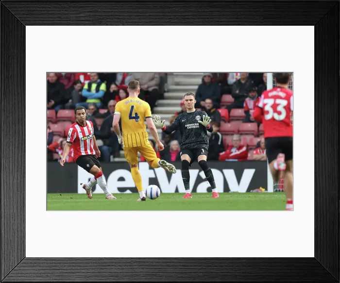 Framed Print : Southampton and Brighton and Hove Albion Premier League 22FEB25 Framed Print : Southampton and Brighton and Hove Albion Premier League 22FEB25