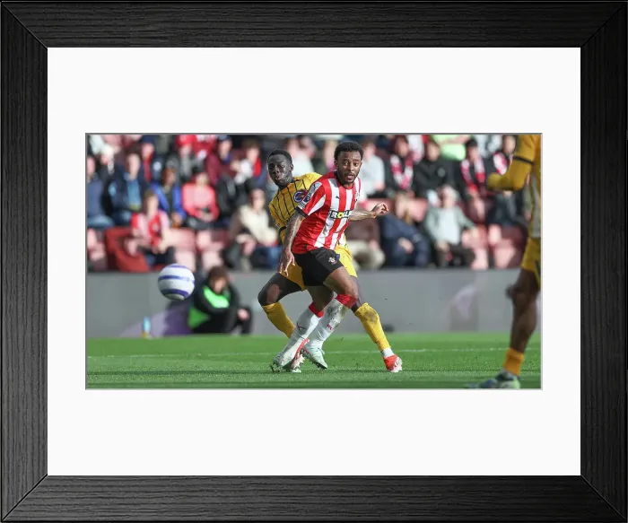 Framed Print : Southampton and Brighton and Hove Albion Premier League 22FEB25 Framed Print : Southampton and Brighton and Hove Albion Premier League 22FEB25