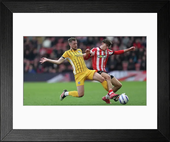 Framed Print : Southampton and Brighton and Hove Albion Premier League 22FEB25 Framed Print : Southampton and Brighton and Hove Albion Premier League 22FEB25