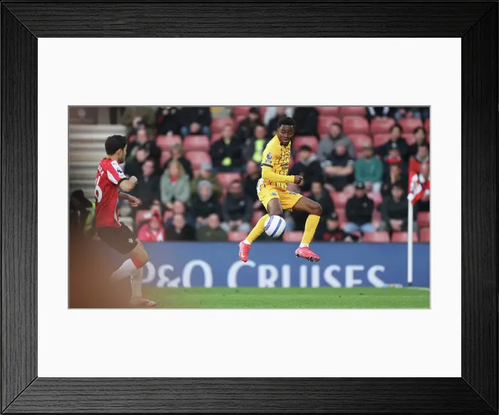 Framed Print : Southampton and Brighton and Hove Albion Premier League 22FEB25 Framed Print : Southampton and Brighton and Hove Albion Premier League 22FEB25