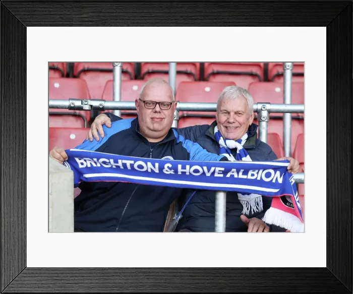 Framed Print : Southampton and Brighton and Hove Albion Premier League 22FEB25 Framed Print : Southampton and Brighton and Hove Albion Premier League 22FEB25