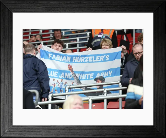 Framed Print : Southampton and Brighton and Hove Albion Premier League 22FEB25 Framed Print : Southampton and Brighton and Hove Albion Premier League 22FEB25