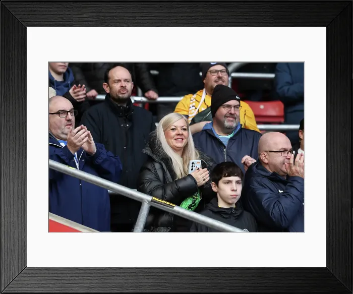 Framed Print : Southampton and Brighton and Hove Albion Premier League 22FEB25 Framed Print : Southampton and Brighton and Hove Albion Premier League 22FEB25
