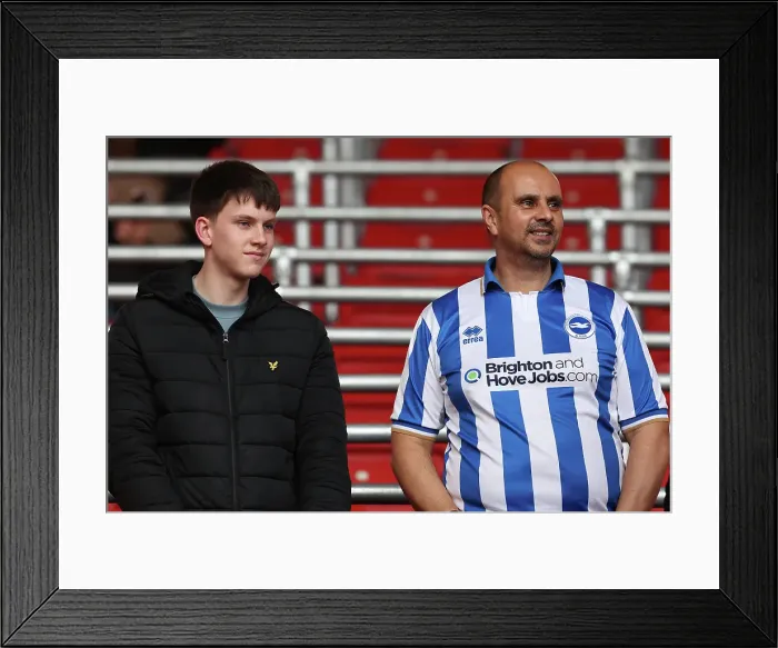 Framed Print : Southampton and Brighton and Hove Albion Premier League 22FEB25 Framed Print : Southampton and Brighton and Hove Albion Premier League 22FEB25