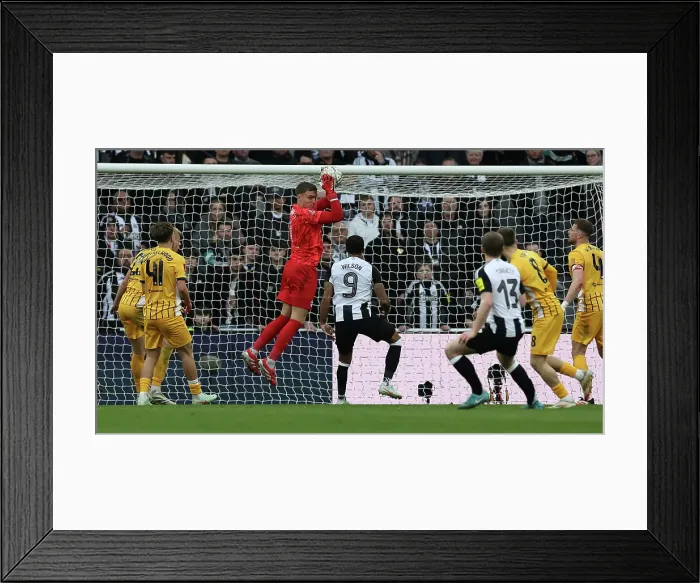 Framed Print : Newcastle United v Brighton and Hove Albion FA Cup 5th Round 02MAR25 Framed Print : Newcastle United v Brighton and Hove Albion FA Cup 5th Round 02MAR25