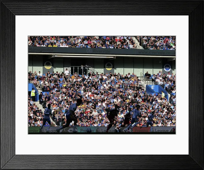 Framed Print : Brighton and Hove Albion v Fulham Premier League 08MAR25 Framed Print : Brighton and Hove Albion v Fulham Premier League 08MAR25