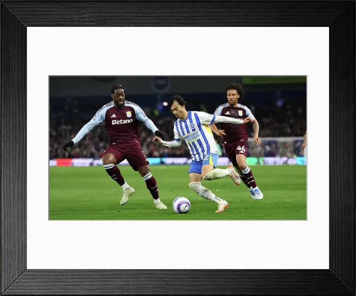 Framed Print : Brighton and Hove Albion v Aston Villa Premier League 02APR25 Framed Print : Brighton and Hove Albion v Aston Villa Premier League 02APR25