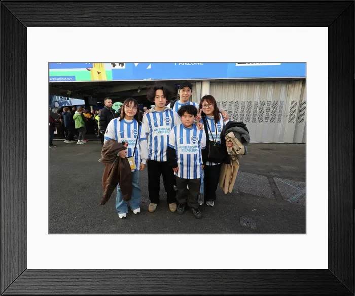 Framed Print : Brighton and Hove Albion v Aston Villa Premier League 02APR25 Framed Print : Brighton and Hove Albion v Aston Villa Premier League 02APR25