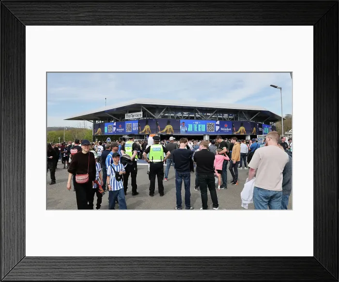 Framed Print : Brighton and Hove Albion v Leicester City Premier League 12APR25 Framed Print : Brighton and Hove Albion v Leicester City Premier League 12APR25