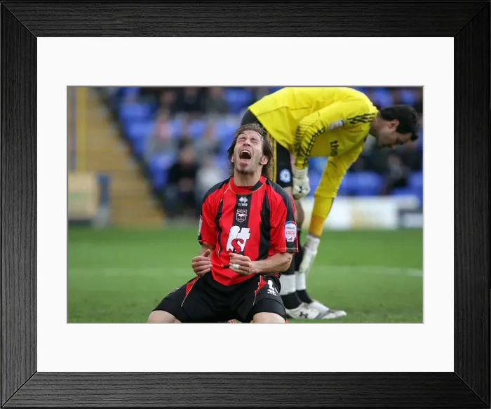 Framed Print : Inigo Calderon: A Brighton & Hove Albion FC Legend Framed Print : Inigo Calderon: A Brighton & Hove Albion FC Legend