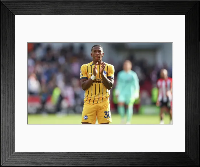 Framed Print : Brentford v Brighton and Hove Albion Premier League 19APR25 Framed Print : Brentford v Brighton and Hove Albion Premier League 19APR25