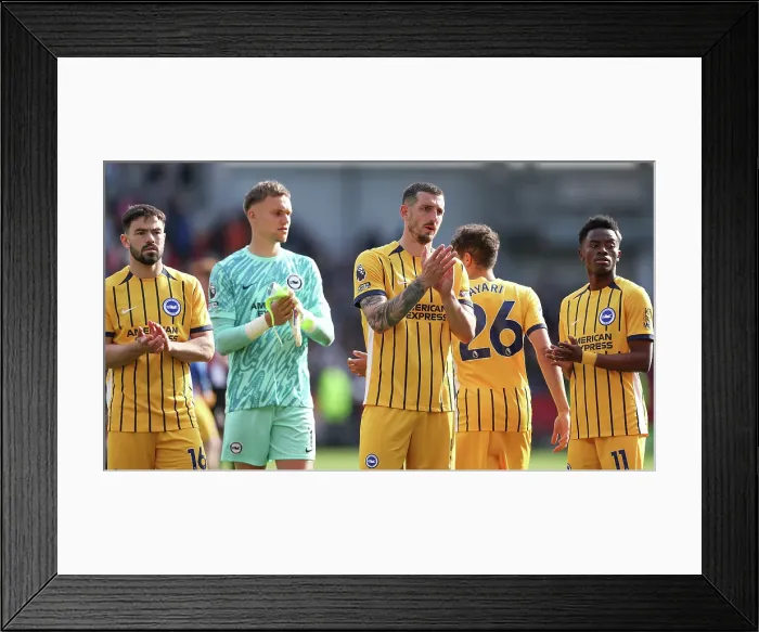 Framed Print : Brentford v Brighton and Hove Albion Premier League 19APR25 Framed Print : Brentford v Brighton and Hove Albion Premier League 19APR25