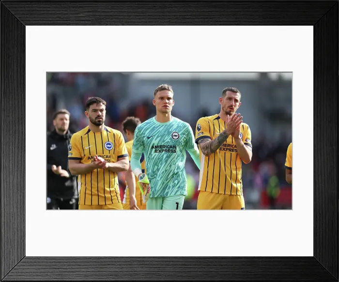 Framed Print : Brentford v Brighton and Hove Albion Premier League 19APR25 Framed Print : Brentford v Brighton and Hove Albion Premier League 19APR25