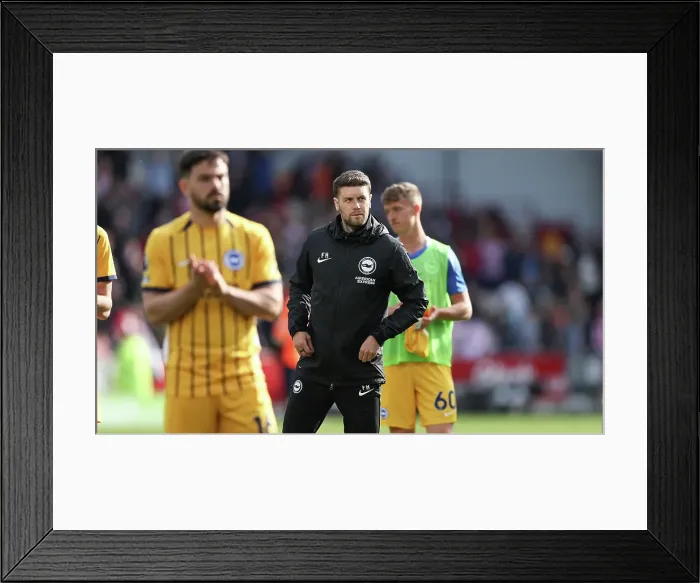 Framed Print : Brentford v Brighton and Hove Albion Premier League 19APR25 Framed Print : Brentford v Brighton and Hove Albion Premier League 19APR25