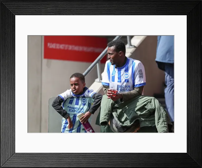 Framed Print : Brentford v Brighton and Hove Albion Premier League 19APR25 Framed Print : Brentford v Brighton and Hove Albion Premier League 19APR25
