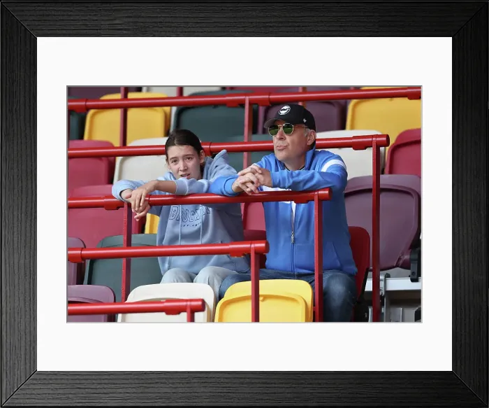 Framed Print : Brentford v Brighton and Hove Albion Premier League 19APR25 Framed Print : Brentford v Brighton and Hove Albion Premier League 19APR25