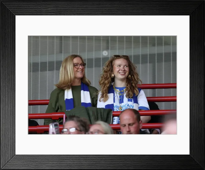 Framed Print : Brentford v Brighton and Hove Albion Premier League 19APR25 Framed Print : Brentford v Brighton and Hove Albion Premier League 19APR25