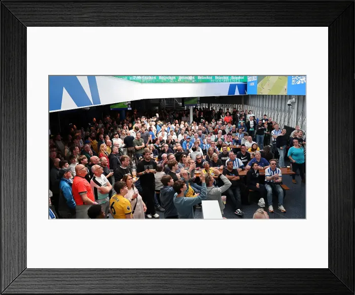 Framed Print : Brentford v Brighton and Hove Albion Premier League 19APR25 Framed Print : Brentford v Brighton and Hove Albion Premier League 19APR25