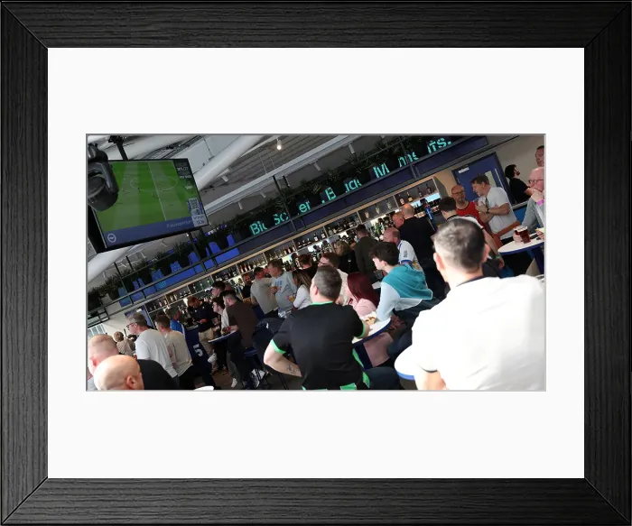 Framed Print : Brentford v Brighton and Hove Albion Premier League 19APR25 Framed Print : Brentford v Brighton and Hove Albion Premier League 19APR25