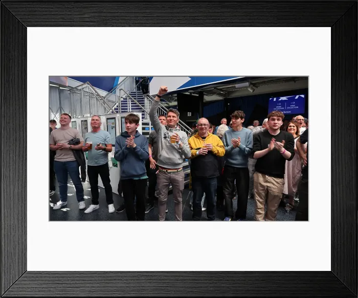 Framed Print : Brentford v Brighton and Hove Albion Premier League 19APR25 Framed Print : Brentford v Brighton and Hove Albion Premier League 19APR25