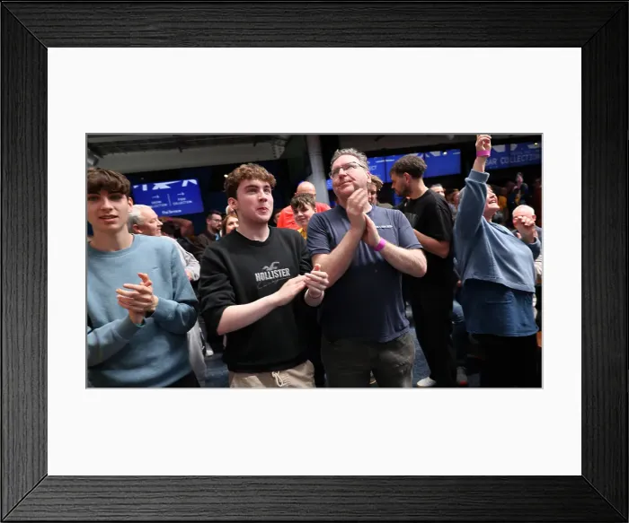 Framed Print : Brentford v Brighton and Hove Albion Premier League 19APR25 Framed Print : Brentford v Brighton and Hove Albion Premier League 19APR25