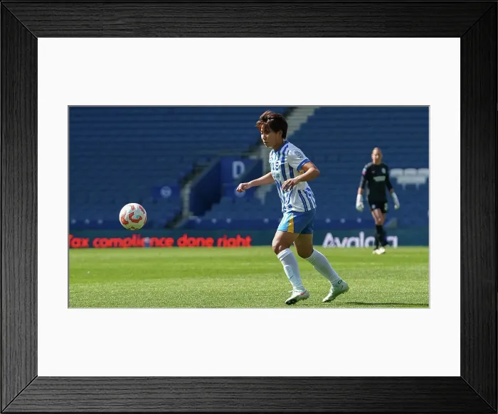 Framed Print : Brighton and Hove Albion Women v Liverpool Women Women's Super League 19APR25