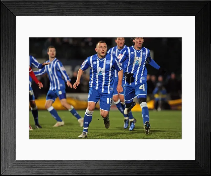 Framed Print : Brighton & Hove Albion vs FC United of Manchester: FA Cup Clash (2010-11 Season) Framed Print : Brighton & Hove Albion vs FC United of Manchester: FA Cup Clash (2010-11 Season)