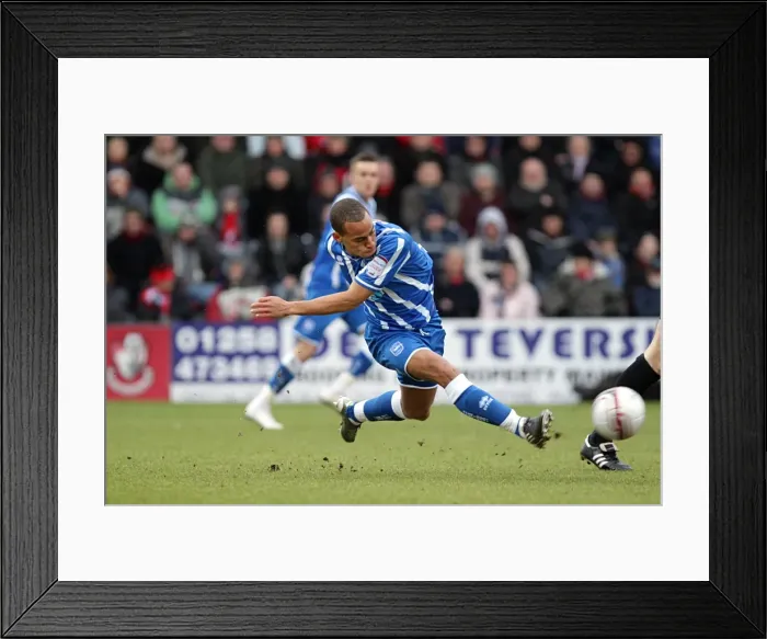 Framed Print : Brighton & Hove Albion vs AFC Bournemouth: 2010-11 Away Game Framed Print : Brighton & Hove Albion vs AFC Bournemouth: 2010-11 Away Game
