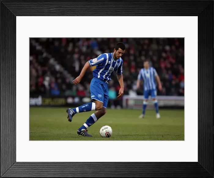 Framed Print : Brighton & Hove Albion vs AFC Bournemouth: 2010-11 Away Game Framed Print : Brighton & Hove Albion vs AFC Bournemouth: 2010-11 Away Game