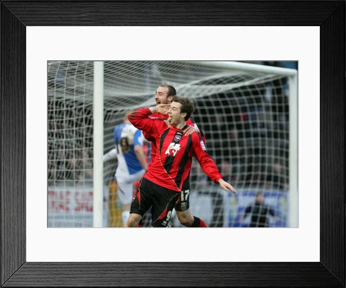Framed Print : Brighton & Hove Albion Away at Bristol Rovers: 2010-11 Season Framed Print : Brighton & Hove Albion Away at Bristol Rovers: 2010-11 Season