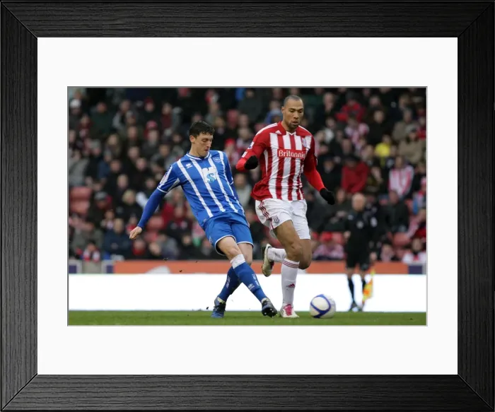 Framed Print : Brighton & Hove Albion FC: 2010-11 Away Game vs Stoke City (F.A. Cup) Framed Print : Brighton & Hove Albion FC: 2010-11 Away Game vs Stoke City (F.A. Cup)