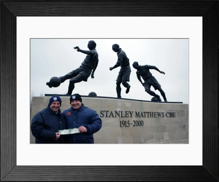 Framed Print : Brighton & Hove Albion FC: 2010-11 Season Away Game vs Stoke City (F.A. Cup) Framed Print : Brighton & Hove Albion FC: 2010-11 Season Away Game vs Stoke City (F.A. Cup)