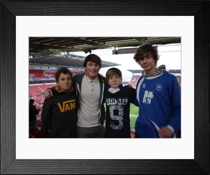 Framed Print : Brighton & Hove Albion vs Stoke City (FA Cup) - Away Game (2010-11 Season) Framed Print : Brighton & Hove Albion vs Stoke City (FA Cup) - Away Game (2010-11 Season)