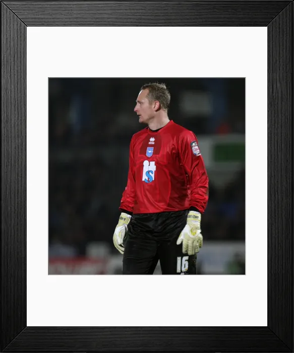 Framed Print : Brighton & Hove Albion vs Plymouth Argyle: 2010-11 Home Season Framed Print : Brighton & Hove Albion vs Plymouth Argyle: 2010-11 Home Season
