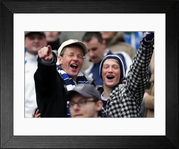 Framed Print : Brighton & Hove Albion Away at MK Dons: 2010-11 Season Framed Print : Brighton & Hove Albion Away at MK Dons: 2010-11 Season