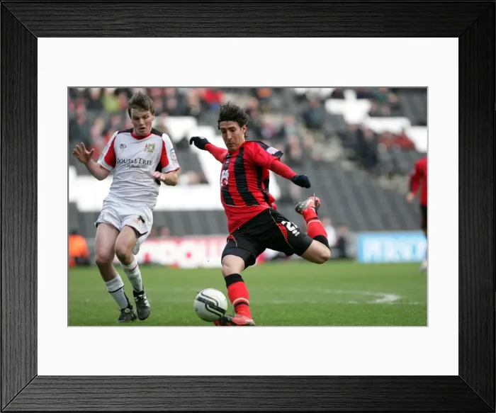 Framed Print : Brighton & Hove Albion Away at MK Dons: 2010-11 Season Framed Print : Brighton & Hove Albion Away at MK Dons: 2010-11 Season